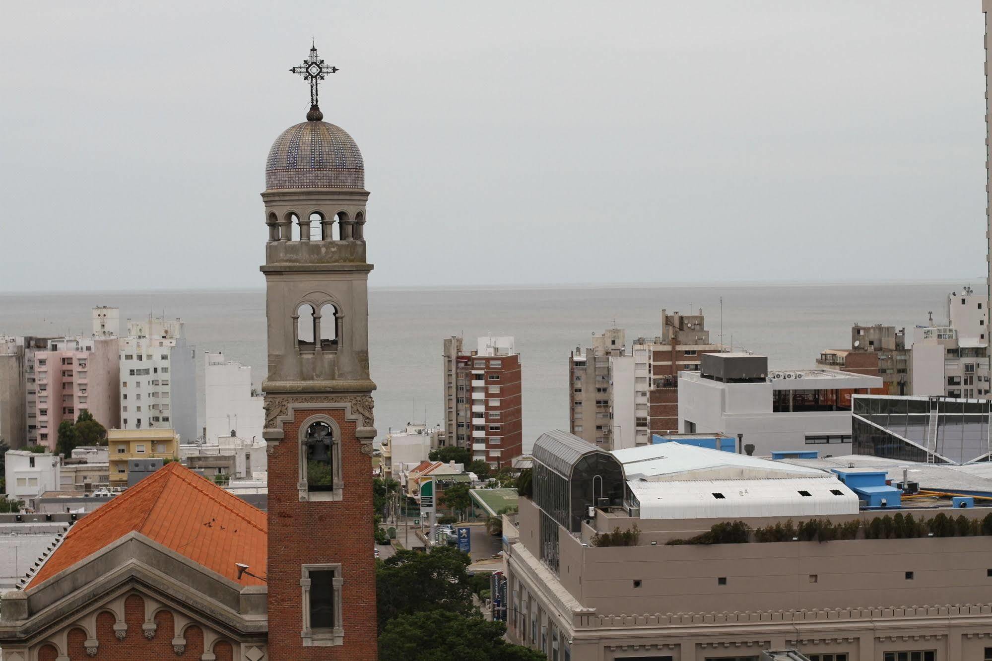 Regency Golf - Hotel Urbano Montevideo Exteriör bild